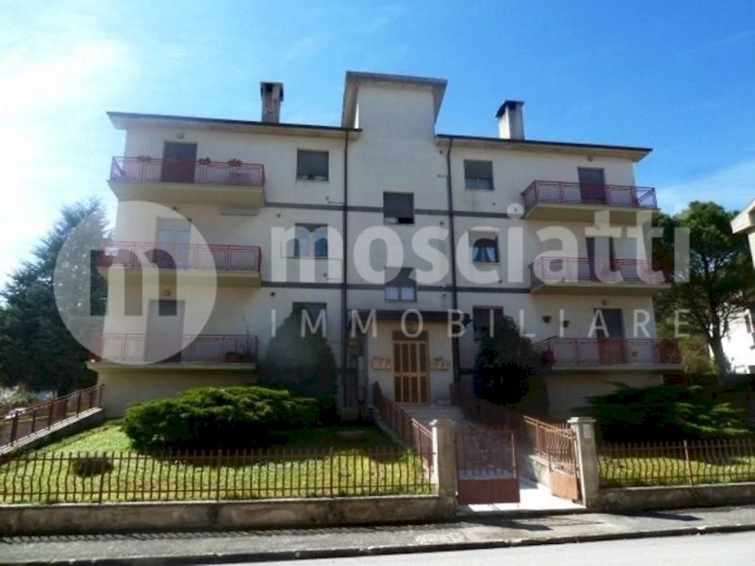 vista - Appartamento Guido Rossa
 
2, Esanatoglia - foto 2