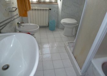 bagno - Appartamento J. F. Kennedy
 
45, Matelica - foto 9