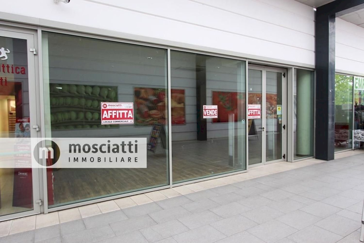 Foto 2 - Commercial Premises Statale Muccese Nord, Matelica - photo 2