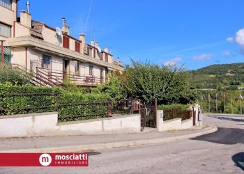 vista - Appartamento Gabriele d'Annunzio, Castelraimondo - foto 1