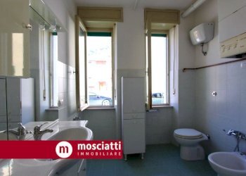 bagno - Appartamento Via Chiara Brugnola, Esanatoglia - foto 7