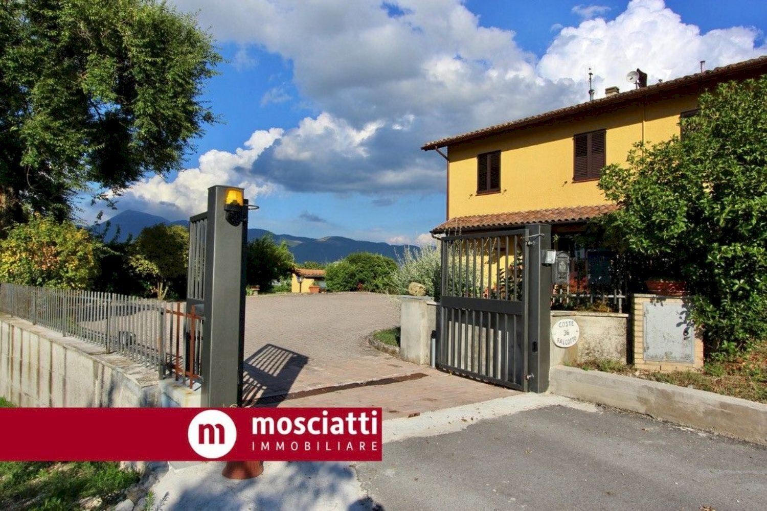 facciata - Rustico Località Coste Falcotto, Esanatoglia - foto 3