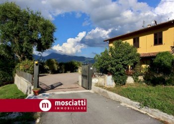 facciata - Rustico Località Coste Falcotto, Esanatoglia - foto 2