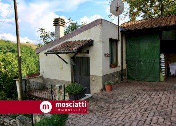 facciata - Rustico Località Coste Falcotto, Esanatoglia - foto 8