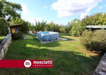 giardino - Rustico Località Coste Falcotto, Esanatoglia - foto 10