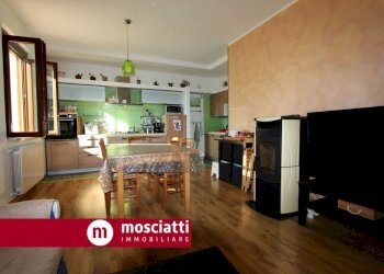 soggiorno - Rustico Località Coste Falcotto, Esanatoglia - foto 17