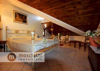 camera da letto - Attico Gioacchino Rossini, Matelica - foto 3