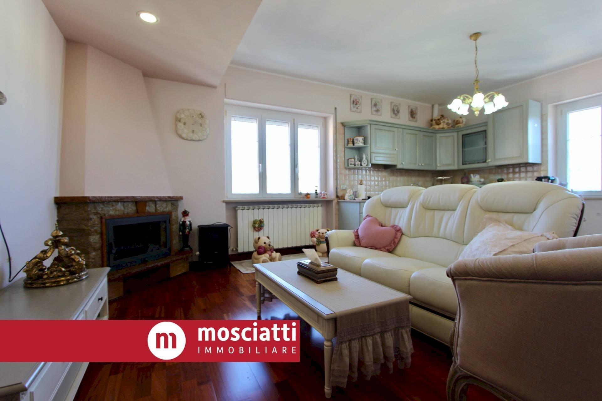 Foto 3 - Three-room apartment Via Sfercia, Esanatoglia - photo 3