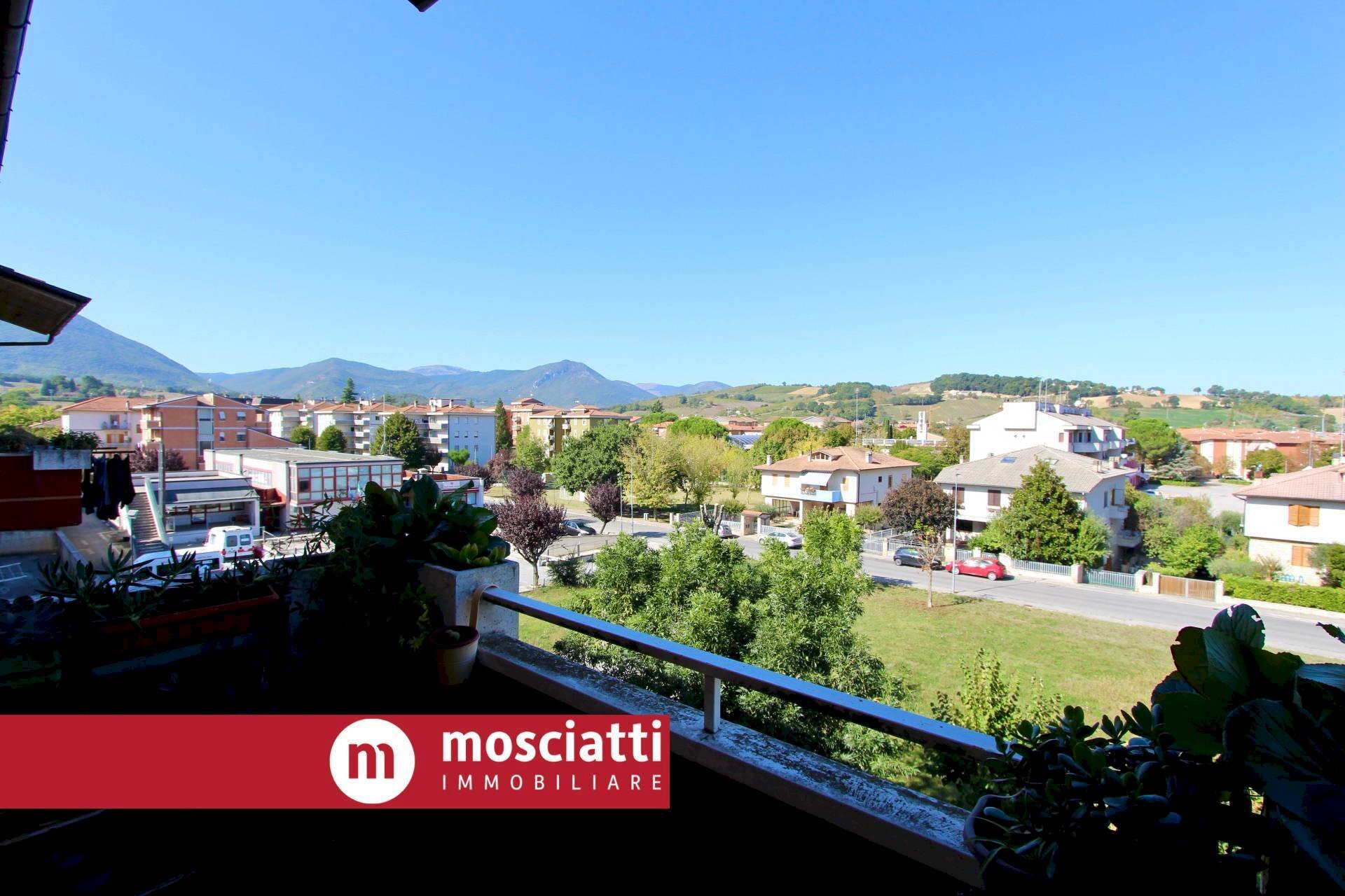 Foto 3 - Semi-detached Villa Via Pietro Nenni
 
12, Matelica - photo 3