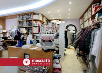 Foto 5 - Attività Commerciale Viale Martiri della Libertà, Matelica - foto 5