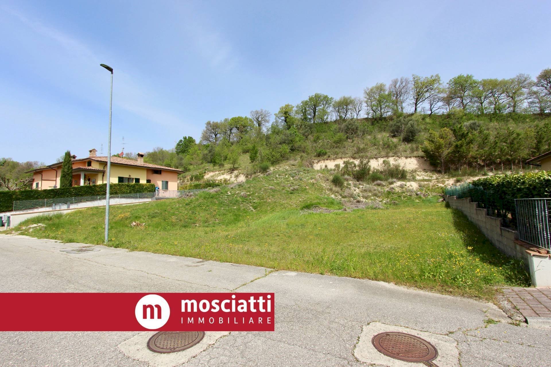 Foto 1 - Terreno edificabile Via Pistoia, Esanatoglia - foto 1