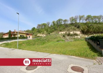 Foto 1 - Terreno edificabile Via Pistoia, Esanatoglia - foto 1