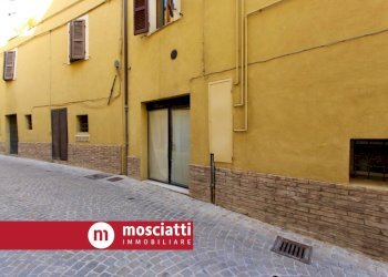 Foto 3 - Locale Commerciale Corso Vittorio Emanuele
28, Matelica - foto 3