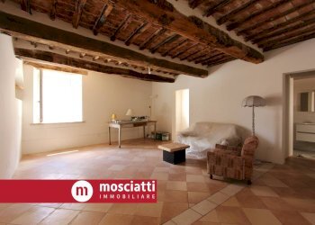 Foto 5 - Independent house Piazza Garibaldi
 
14, Esanatoglia - photo 5