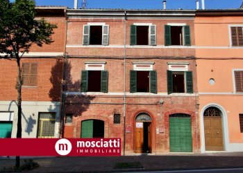 Foto 2 - Casa indipendente Sttrada Statale 256, Cerreto d'Esi - foto 2