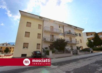 Foto 3 - Attico Via Enrico Mattei
 
65, Castelraimondo - foto 3