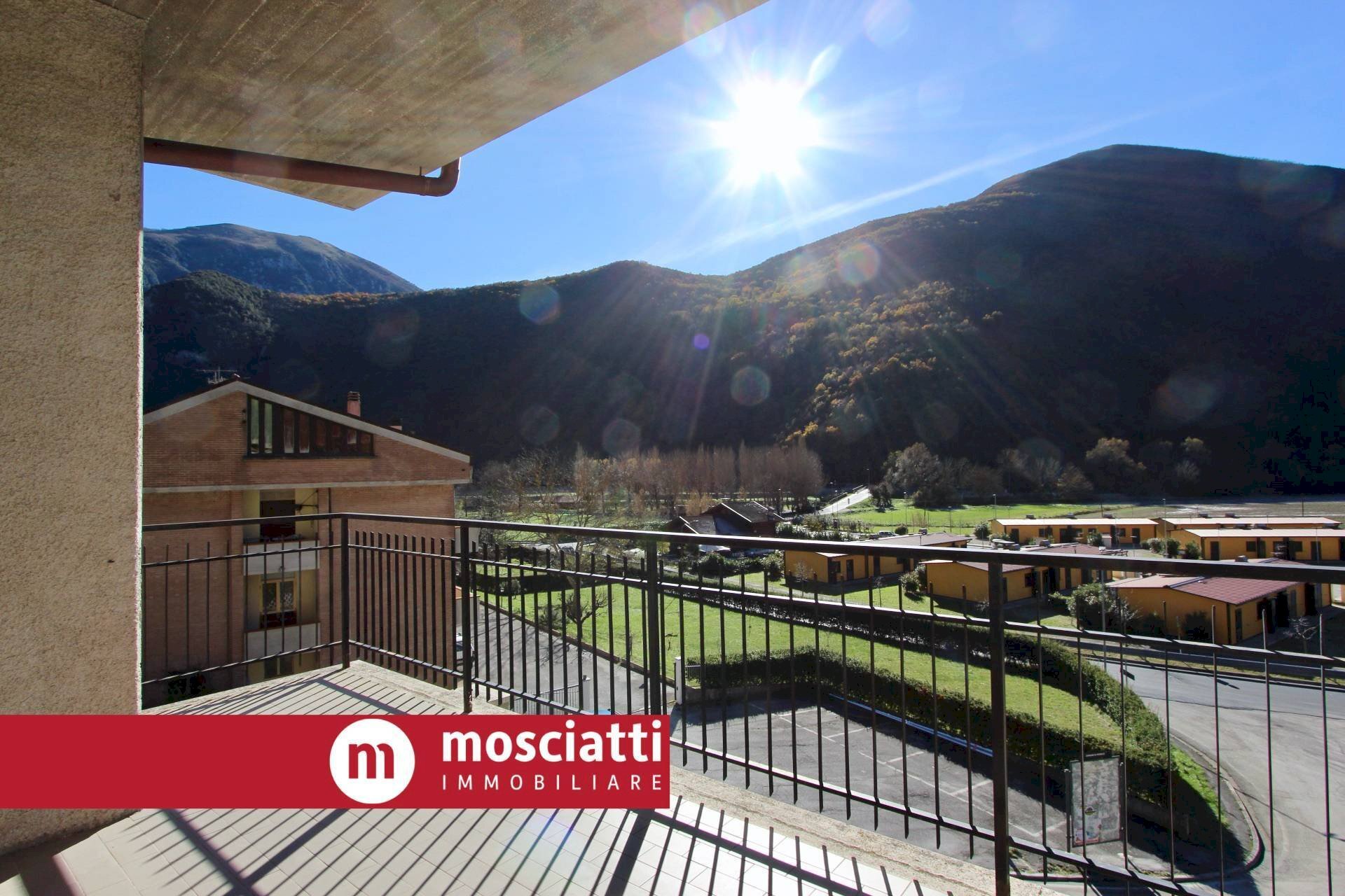 Foto 3 - Appartamento Via Ludovico Ludovici, Pioraco - foto 3