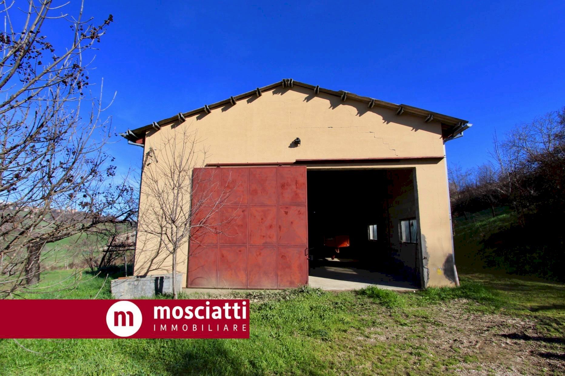 Foto 2 - Agricultural land Località San Luca, Camerino - photo 2