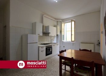 Foto 2 - Quadrilocale Vicolo Gesseria
 
7, Matelica - foto 2