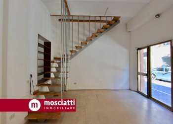 Foto 3 - Locale Commerciale Corso Vittorio Emanuele
 
60, Matelica - foto 3