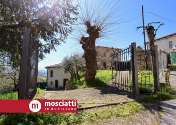 Foto 1 - Casa indipendente Frazione Acquosi, Gagliole - foto 1