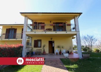 Foto 4 - Villa Località Montagnano
 
22, Camerino - foto 4