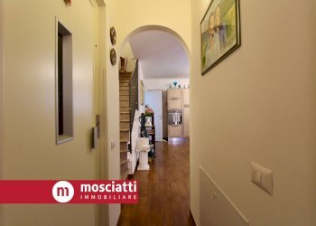 Foto 10 - Villa Località Montagnano
 
22, Camerino - foto 10