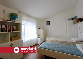 Foto 13 - Villa Località Montagnano
 
22, Camerino - foto 13