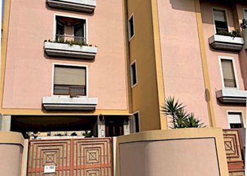 facciata - Box Belgrado
 
3, Cagliari - foto 1