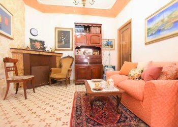 soggiorno - Casa indipendente Corso Trinità, Sassari - foto 1