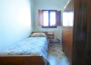 camera da letto - Casa indipendente Corso Trinità, Sassari - foto 12