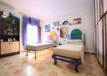 camera da letto - Casa indipendente Corso Trinità, Sassari - foto 13