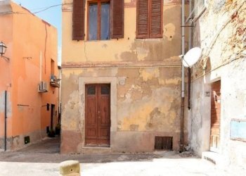 facciata - Casa indipendente Corso Trinità, Sassari - foto 18