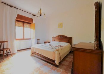 Foto 4 - Casa indipendente via Logudoro
 
7, Ploaghe - foto 4