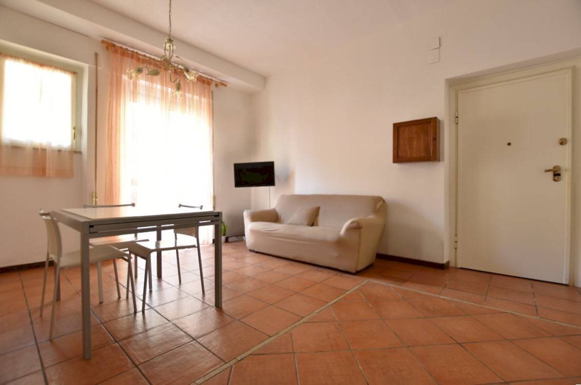 Foto 2 - Three-room apartment via Porcheddu Giovanni Antonio
 
19, Sassari - photo 2