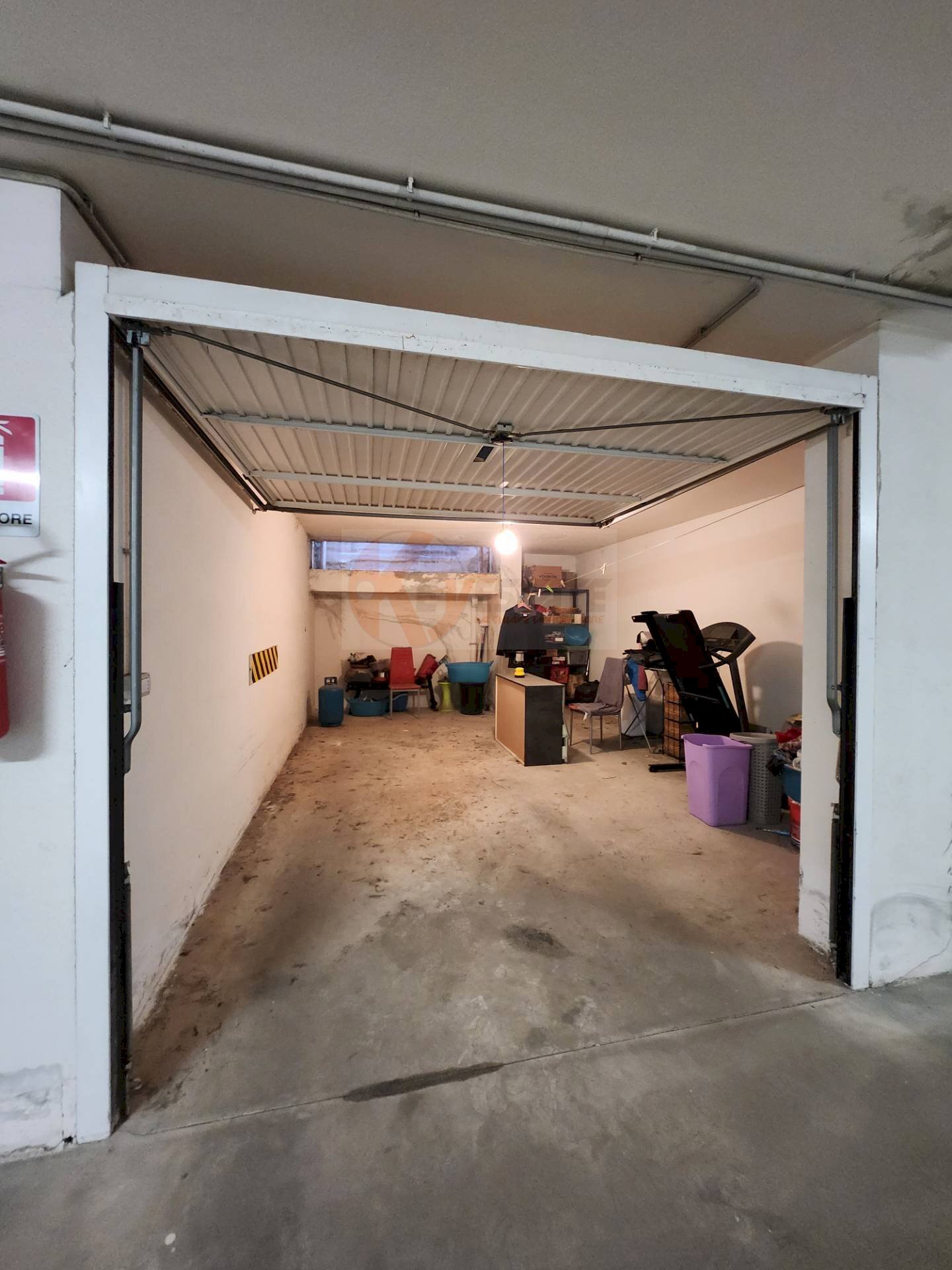 Foto 2 - Box Via Millelire
 
11, Sassari - foto 2