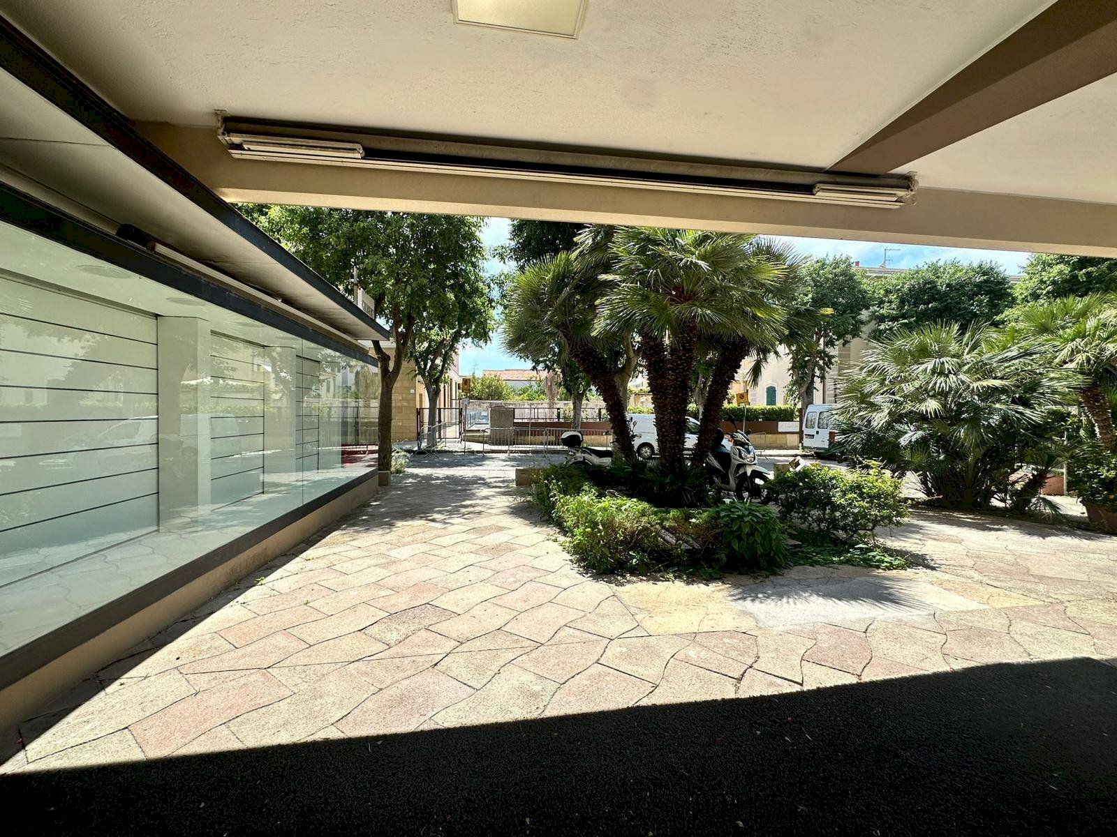 Foto 1 - Commercial Premises via Lo Frasso
 
36, Alghero - photo 1