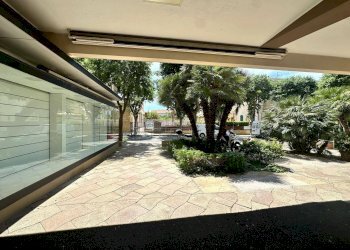 Foto 1 - Commercial Premises via Lo Frasso
 
36, Alghero - photo 1