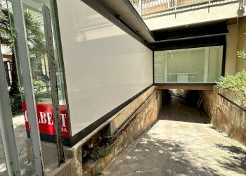 Foto 4 - Commercial Premises via Lo Frasso
 
36, Alghero - photo 4