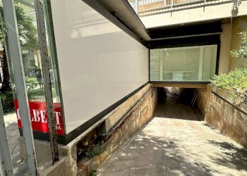 Foto 11 - Commercial Premises via Lo Frasso
 
36, Alghero - photo 11