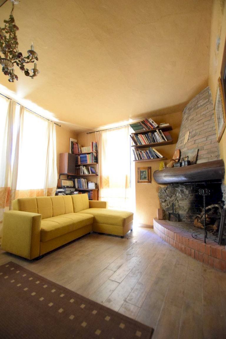 Foto 1 - Independent house Via Moros
 
20, Aritzo - photo 1