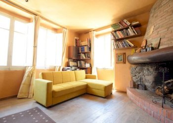 Foto 2 - Independent house Via Moros
 
20, Aritzo - photo 2