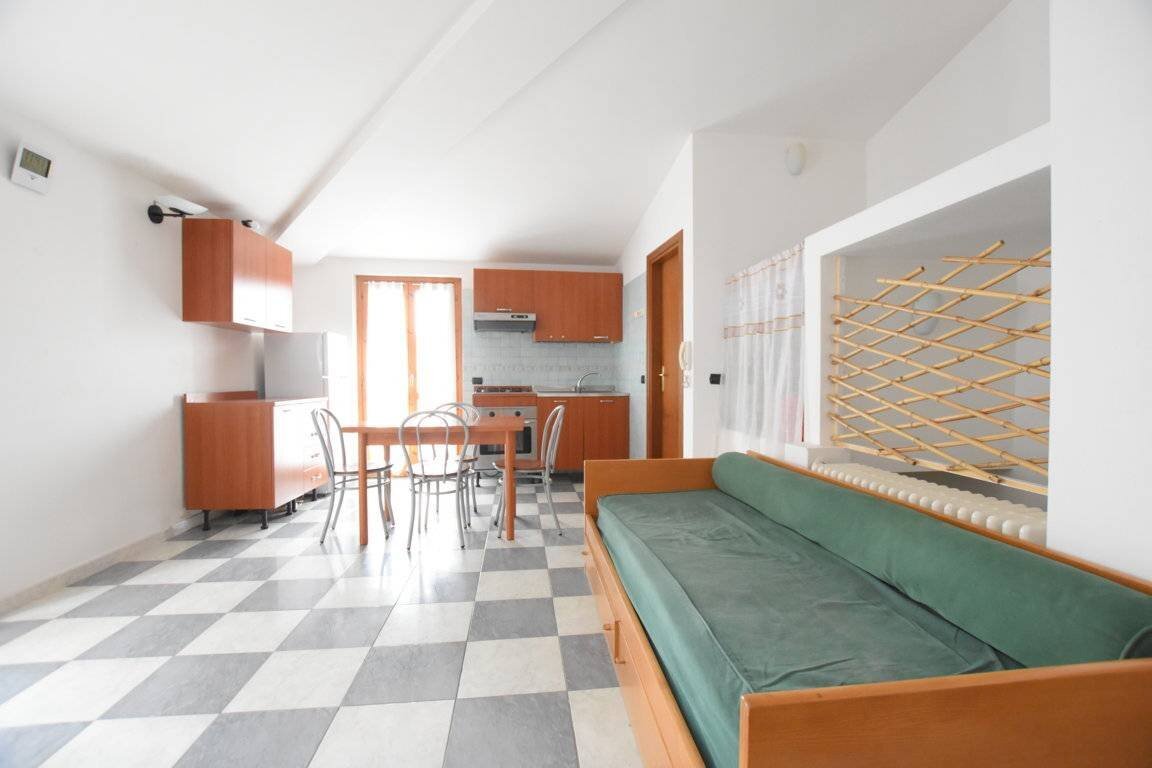 Foto 3 - Independent house Piazza Brundano
 
5, Osilo - photo 3