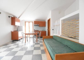 Foto 2 - Casa indipendente Piazza Brundano
 
5, Osilo - foto 2