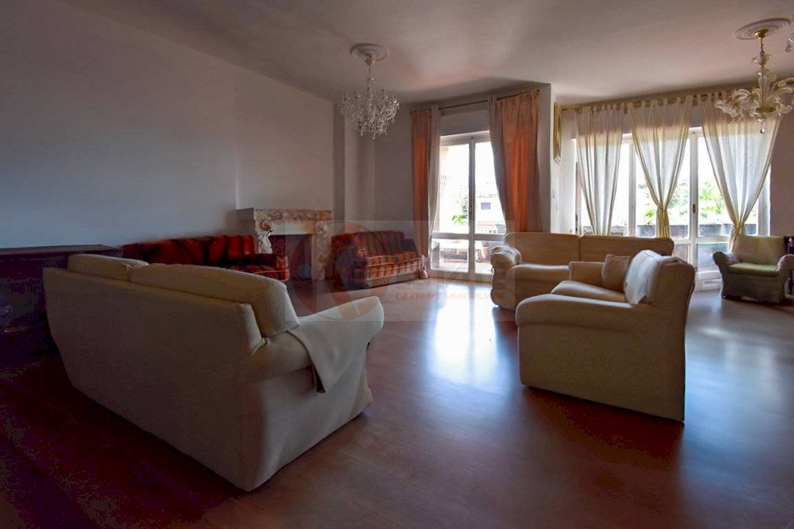 Foto 2 - Attic Piazza Porrino
 
3, Sassari - photo 2