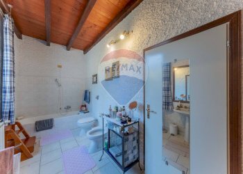 Bagno - Independent house Via San Giorgio
 
45, Casorate Sempione - photo 21