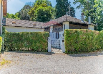 Casa all\'aperto - Independent house Via San Giorgio
 
45, Casorate Sempione - photo 35