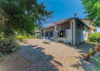 Casa all\'aperto - Independent house Via San Giorgio
 
45, Casorate Sempione - photo 41