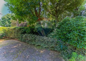 Giardino - Independent house Via San Giorgio
 
45, Casorate Sempione - photo 44