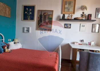 Camera / camera da letto - Quadrilocale via Mameli
 
15A, Gallarate - foto 30